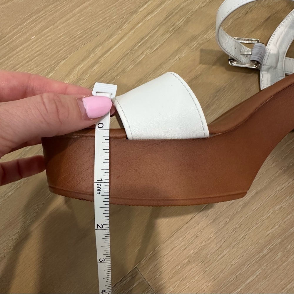Nicole Miller Brown White Platform Heels Sandals Womens size 7.5 Casual Summer - Picture 8 of 12
